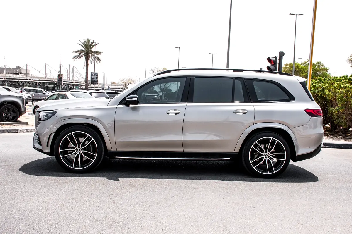 Mercedes-Benz GLS photo 3