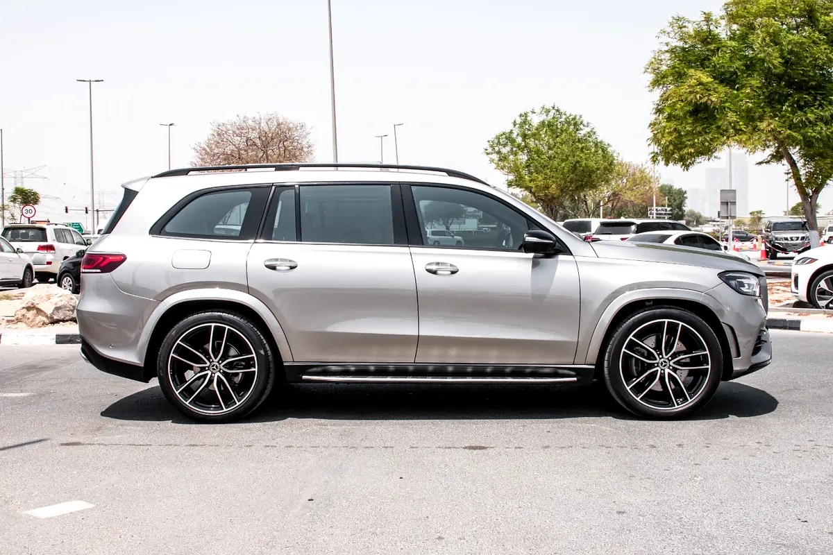 Mercedes-Benz GLS photo 4