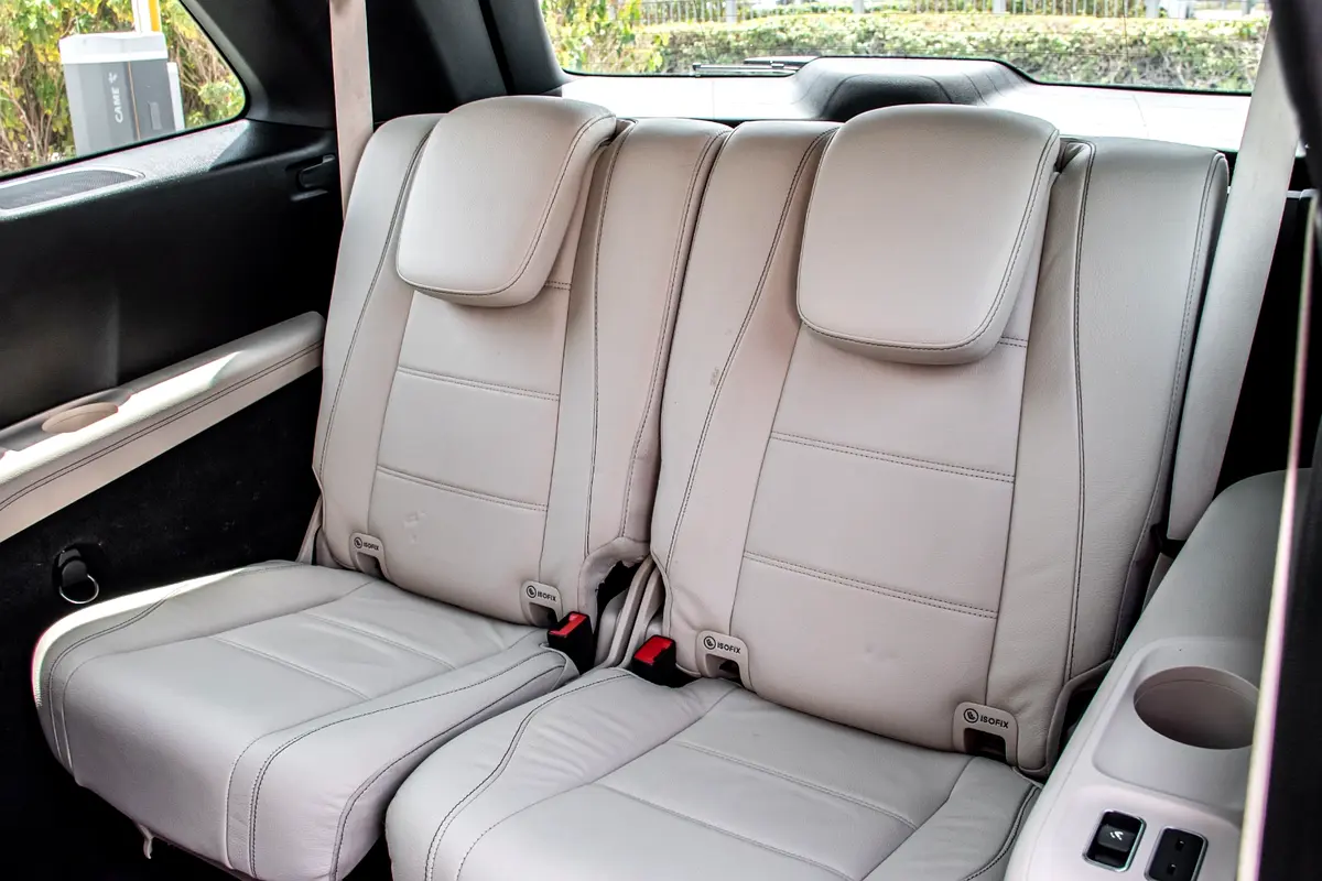 Mercedes-Benz GLS photo 9