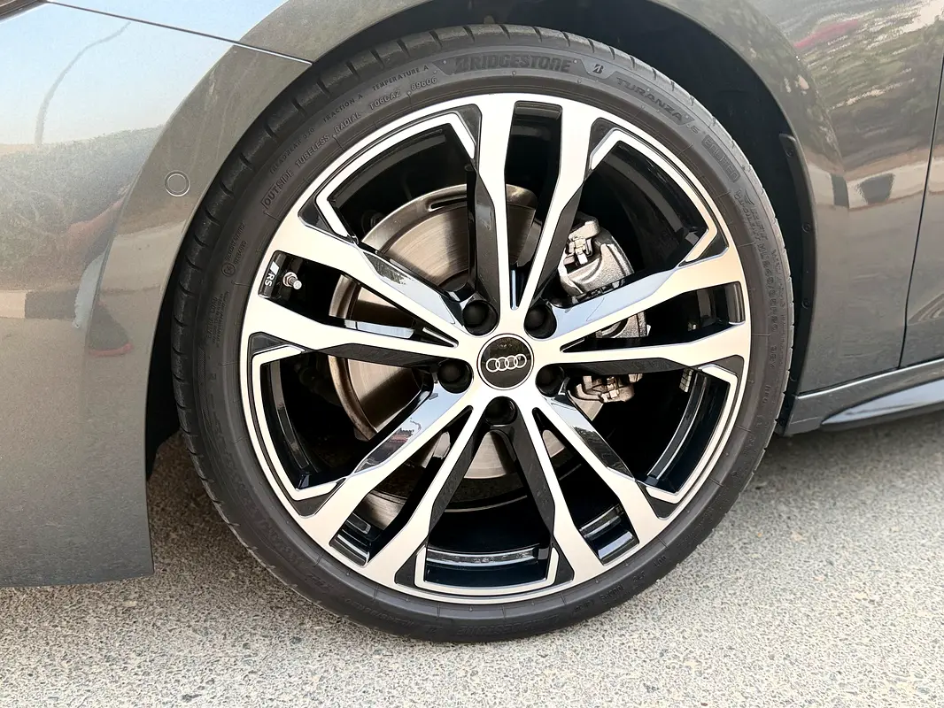 Audi A5 2.0 TFSI photo 9