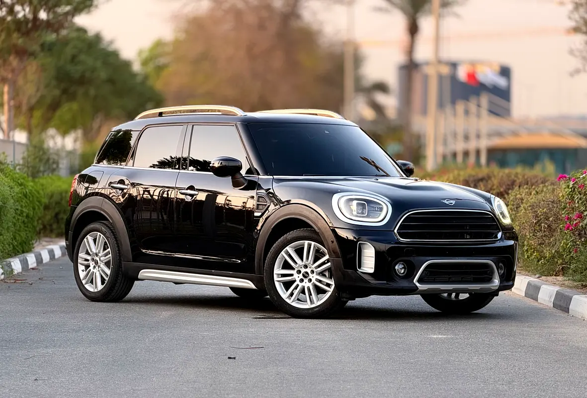 MINI Cooper photo 2
