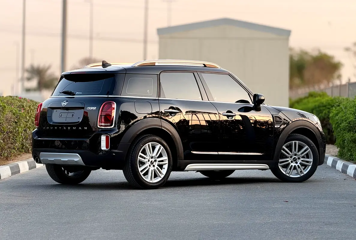 MINI Cooper photo 4