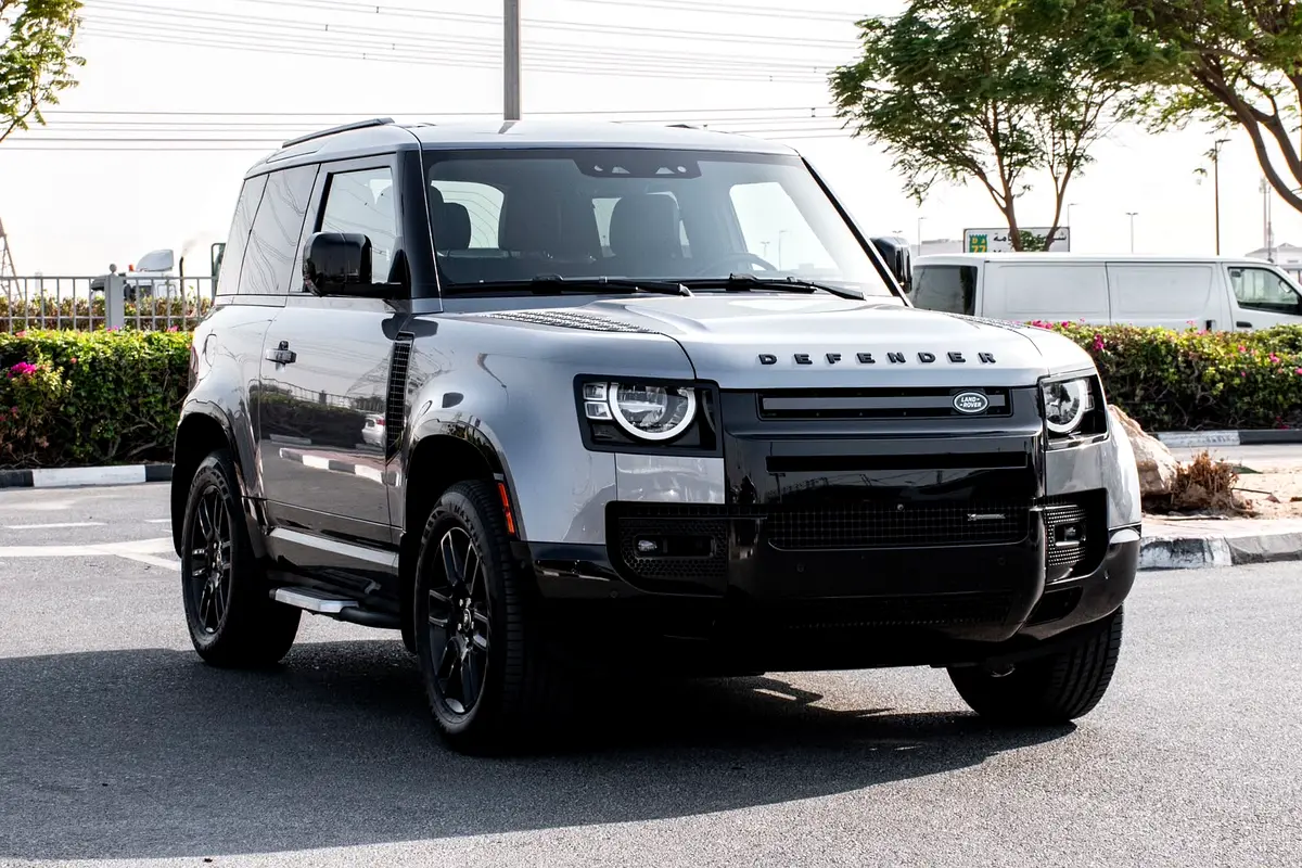 Land Rover Defender 90 S P400 photo 3