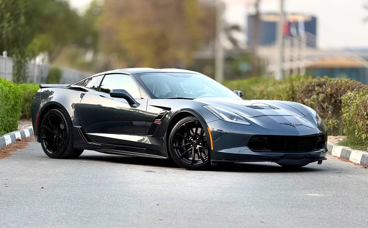 Chevrolet Corvette Stingray 2LT photo 2