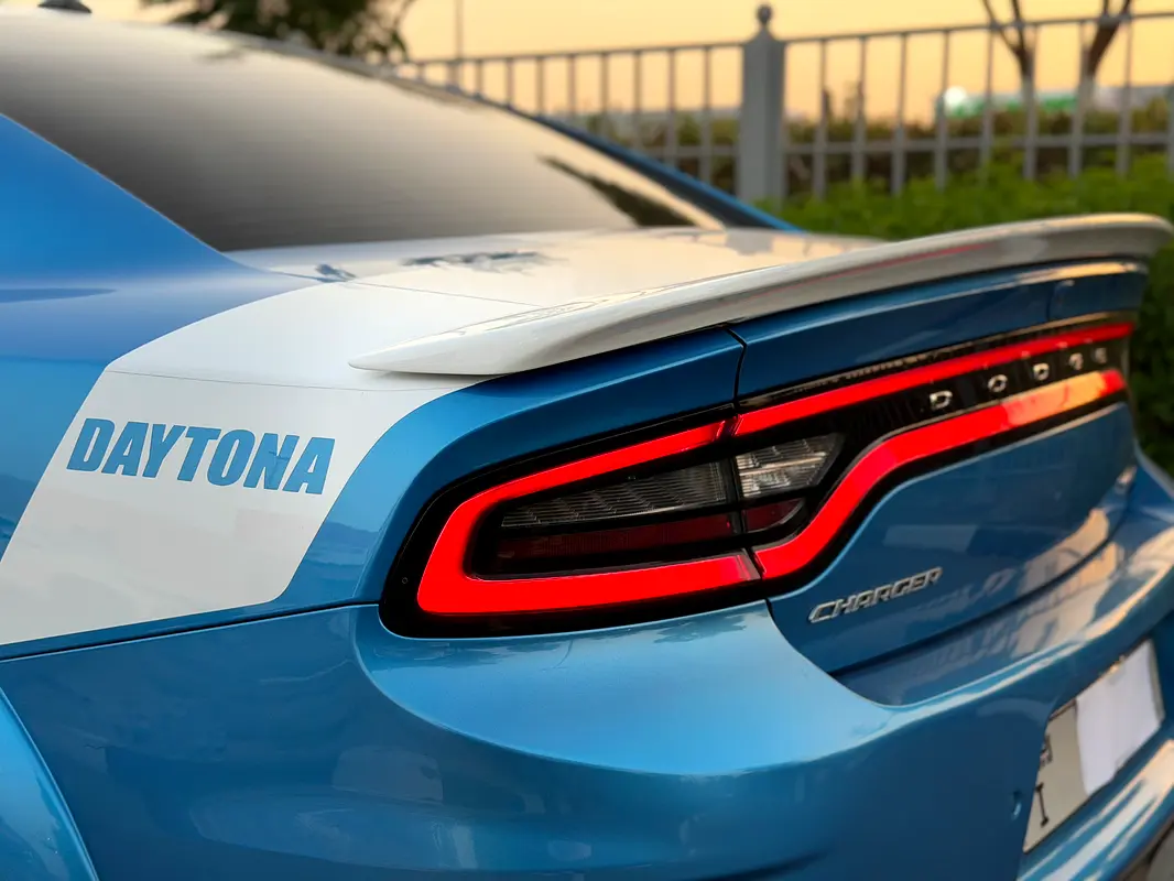 Dodge Charger SRT Hellcat photo 5