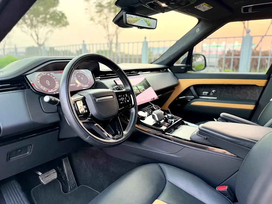 Land Rover Range Rover Sport First Edition photo 8