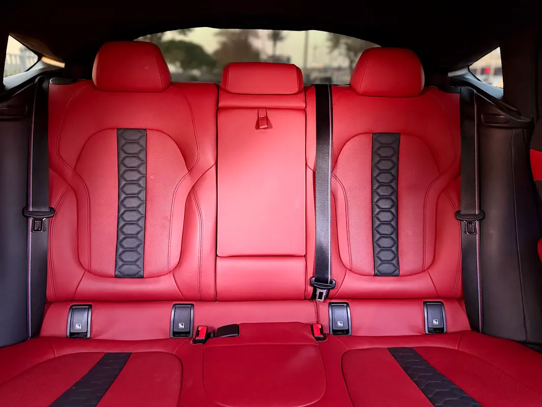BMW X6M Competition photo 10