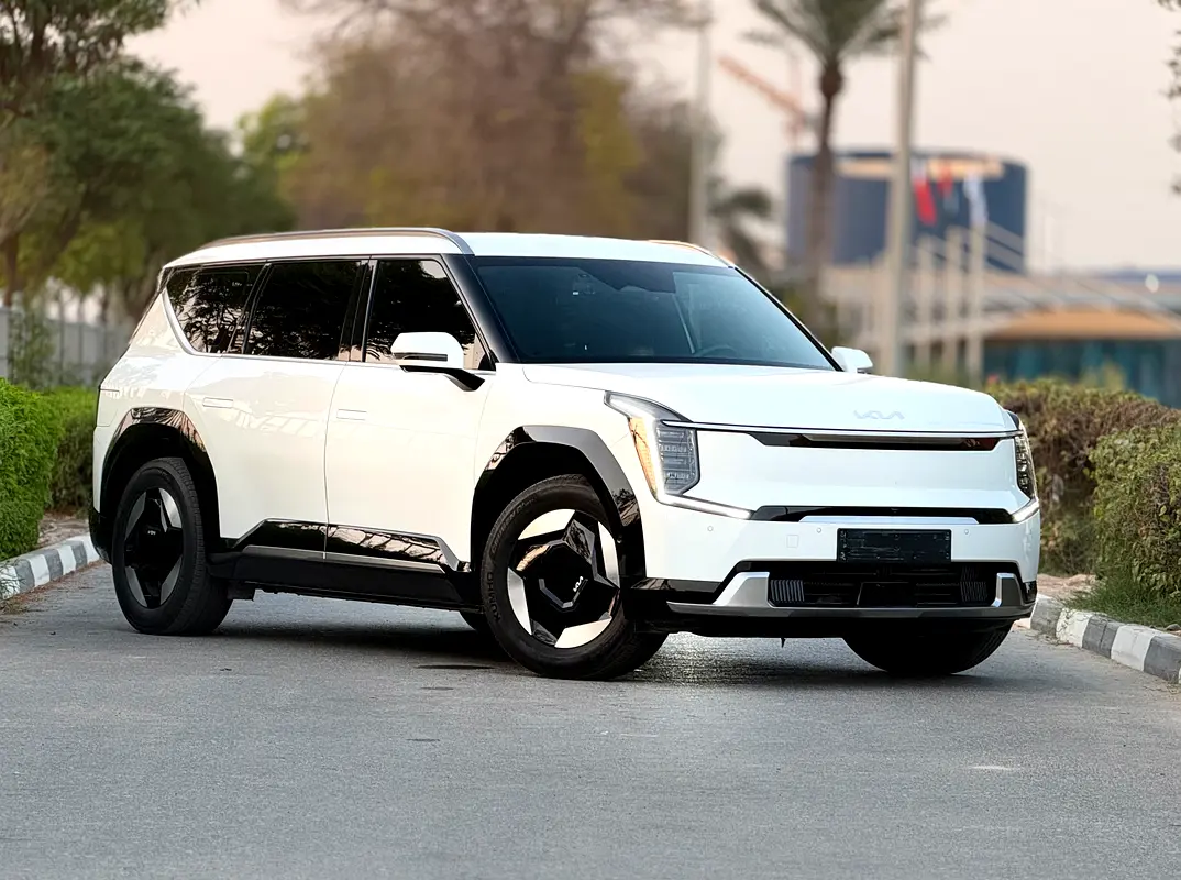 KIA EV9 photo 2