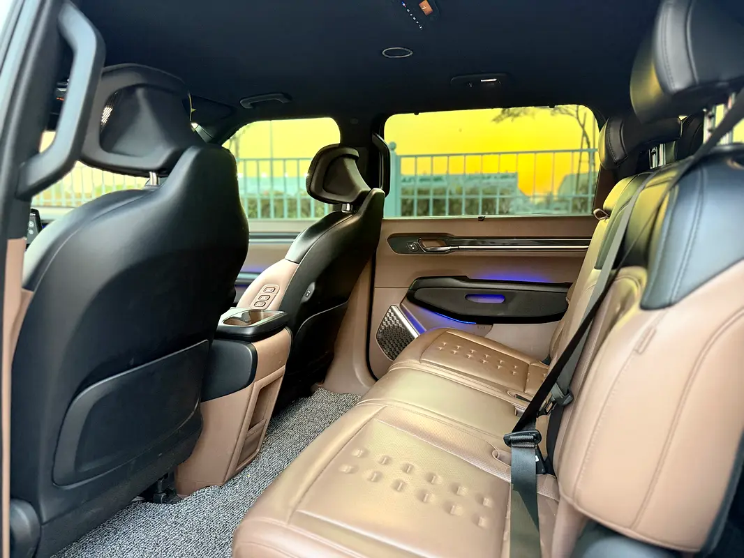 KIA EV9 photo 6