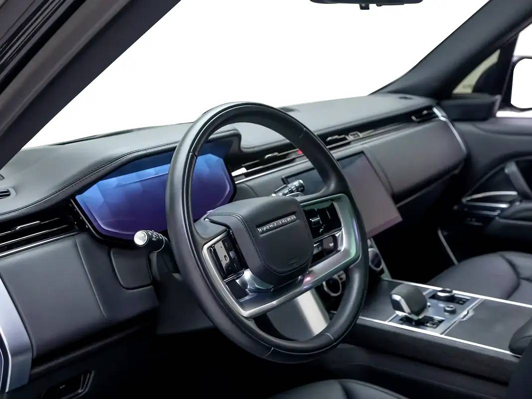 Land Rover Range Rover HSE P530 photo 8