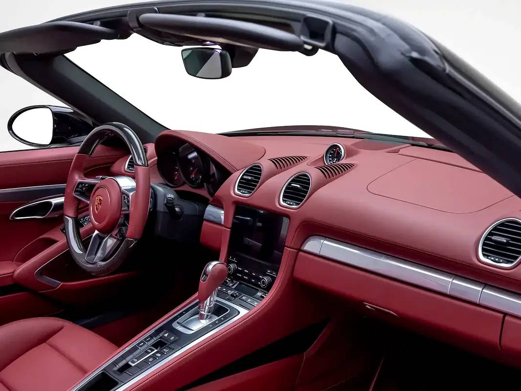 Porsche 718 Boxster GTS photo 9