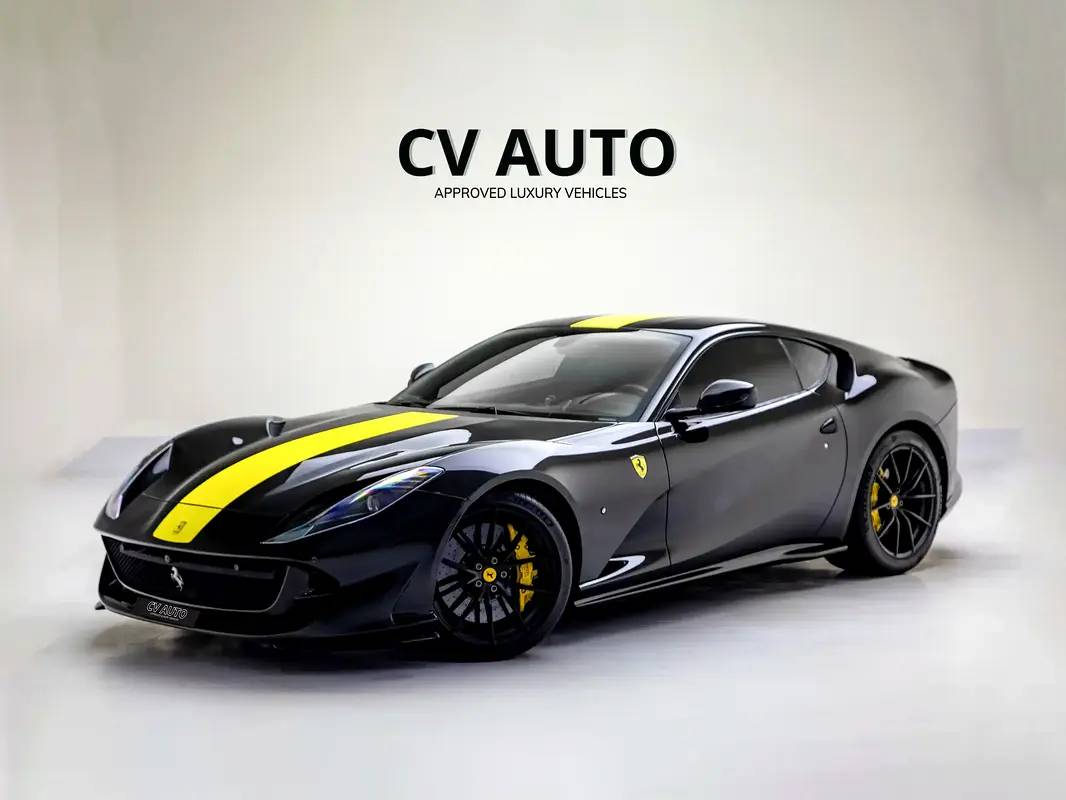 Ferrari 812 Superfast Standard photo 2