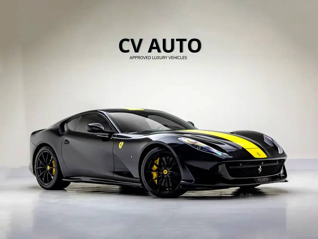 Ferrari 812 Superfast Standard photo 3