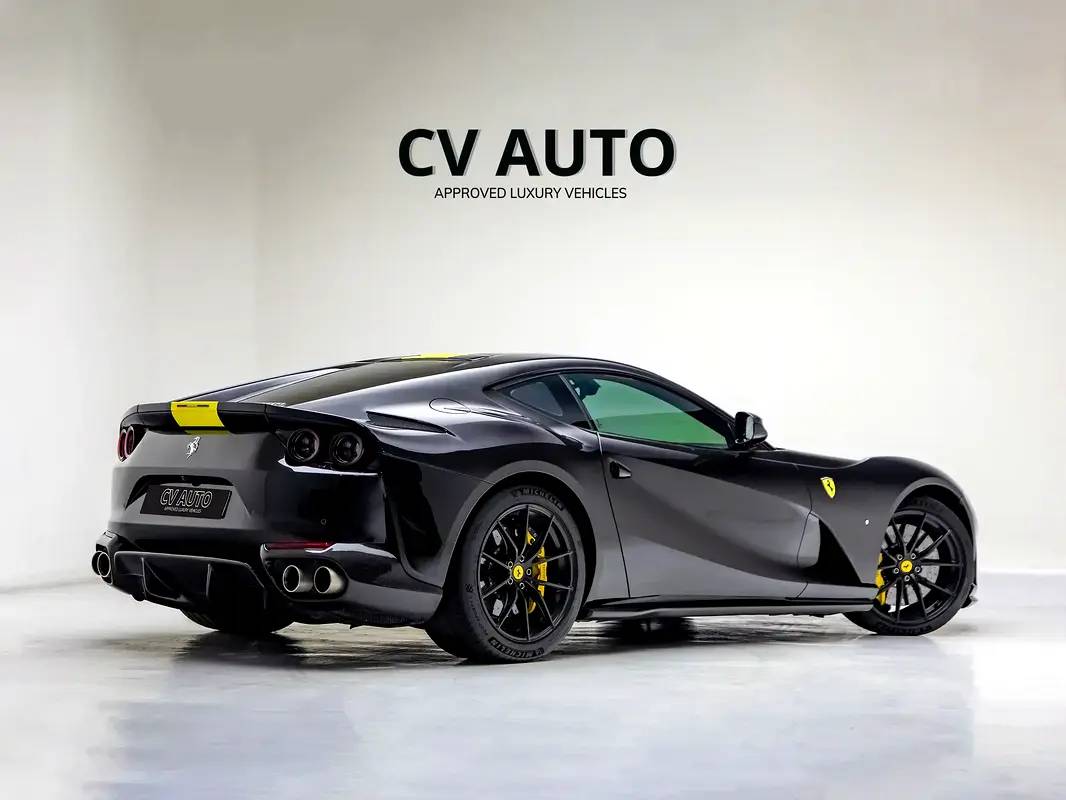 Ferrari 812 Superfast Standard photo 6