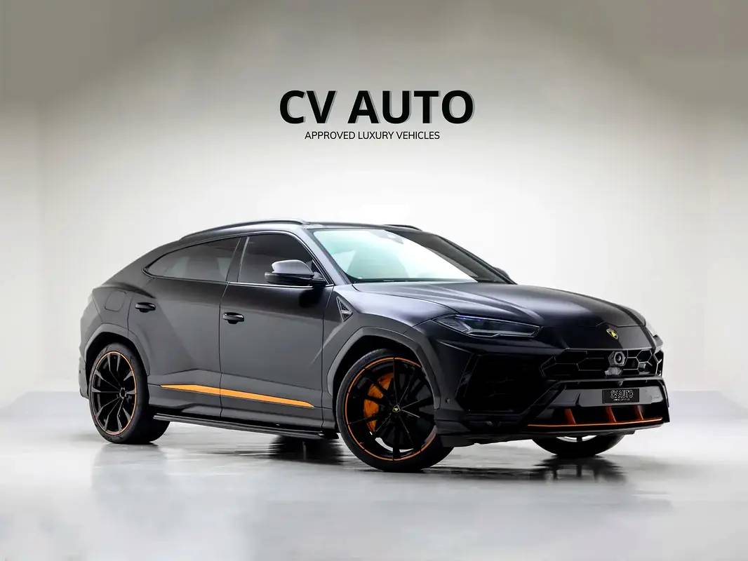 Lamborghini Urus Standard photo 3