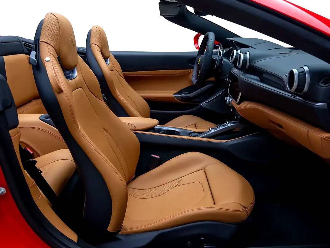 Ferrari Portofino Standard photo 8