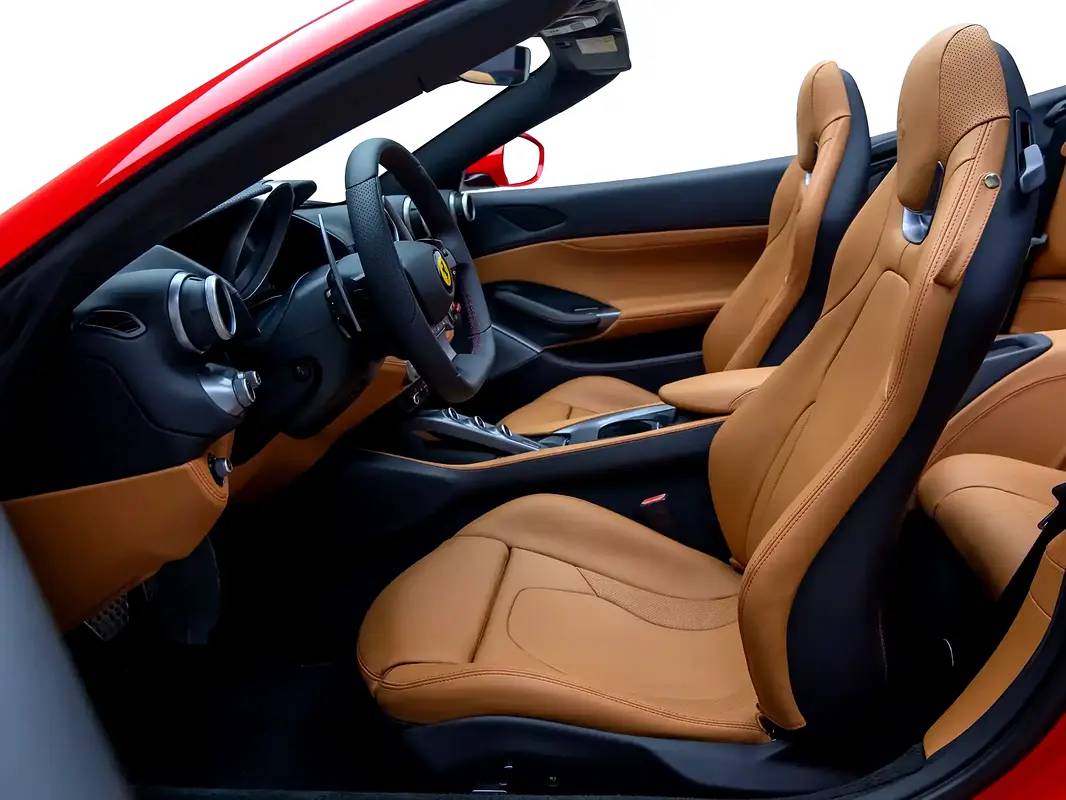 Ferrari Portofino Standard photo 10