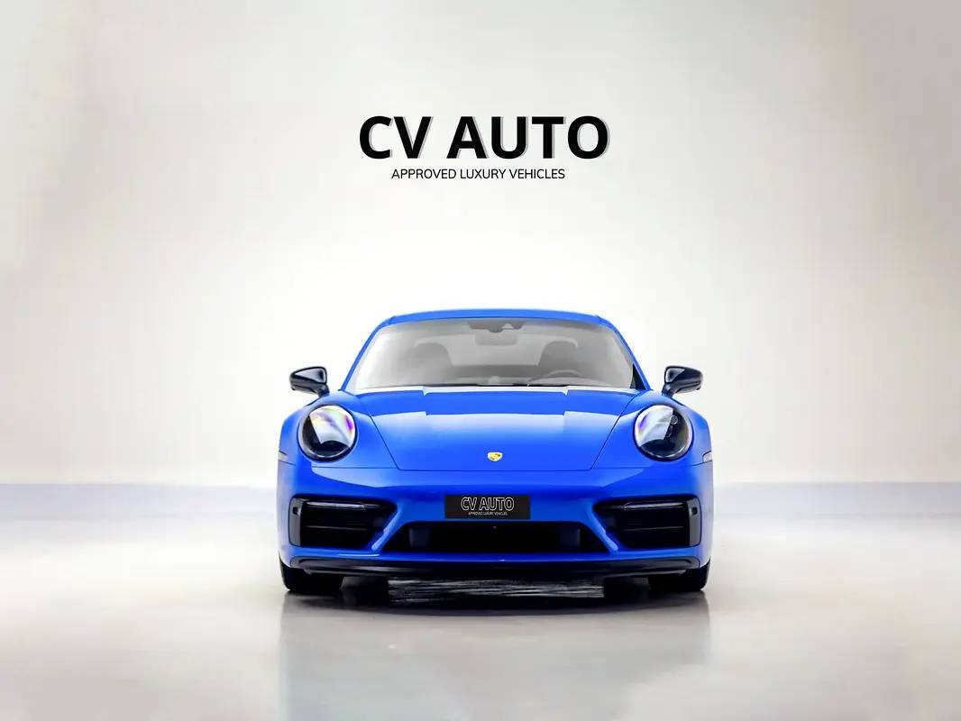 Porsche 911 Carrera GTS photo 2