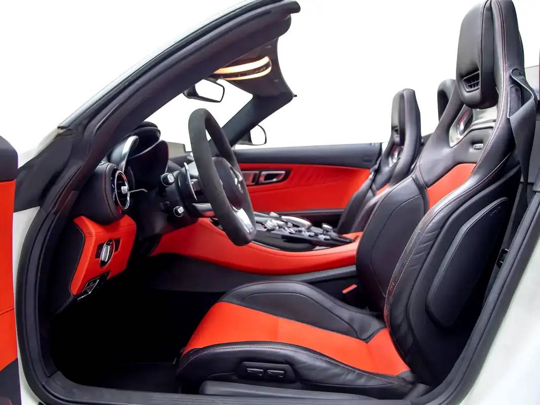 Mercedes-Benz AMG GT C Roadster photo 9