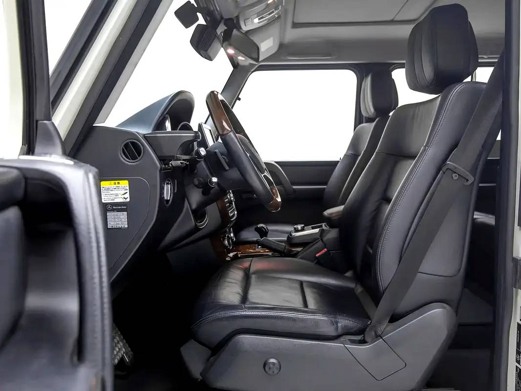 Mercedes-Benz G-Class G 550 photo 9