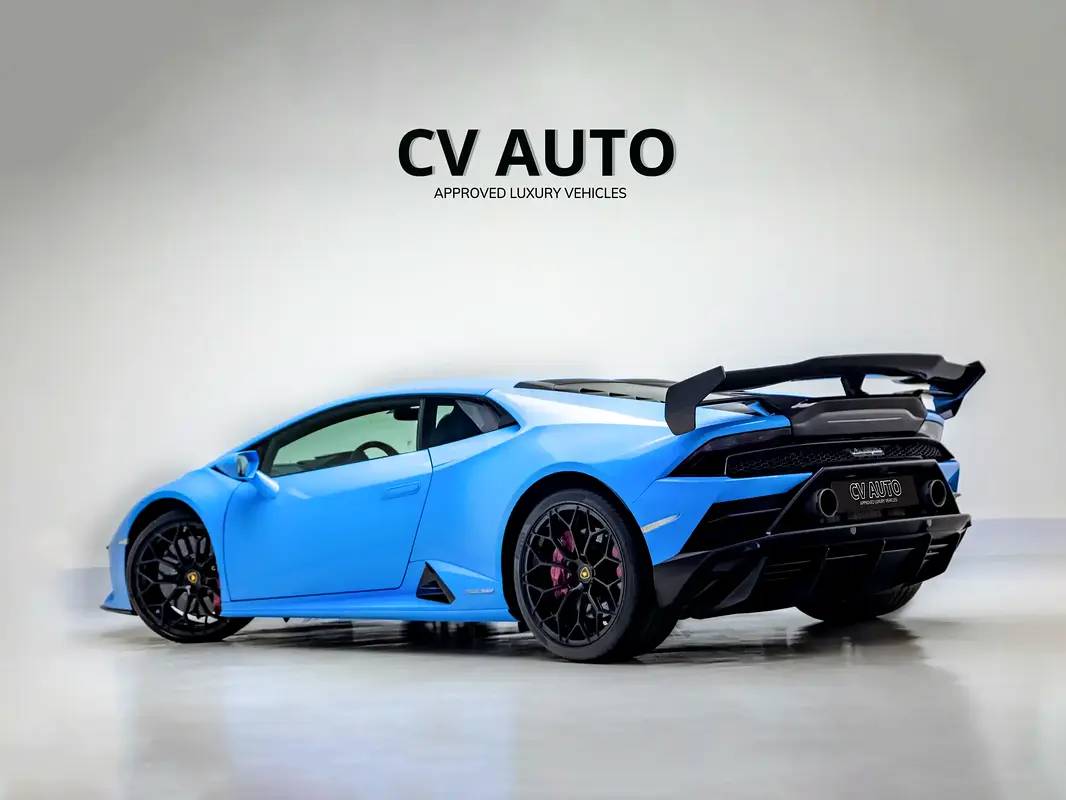 Lamborghini Huracan EVO Coupe photo 4