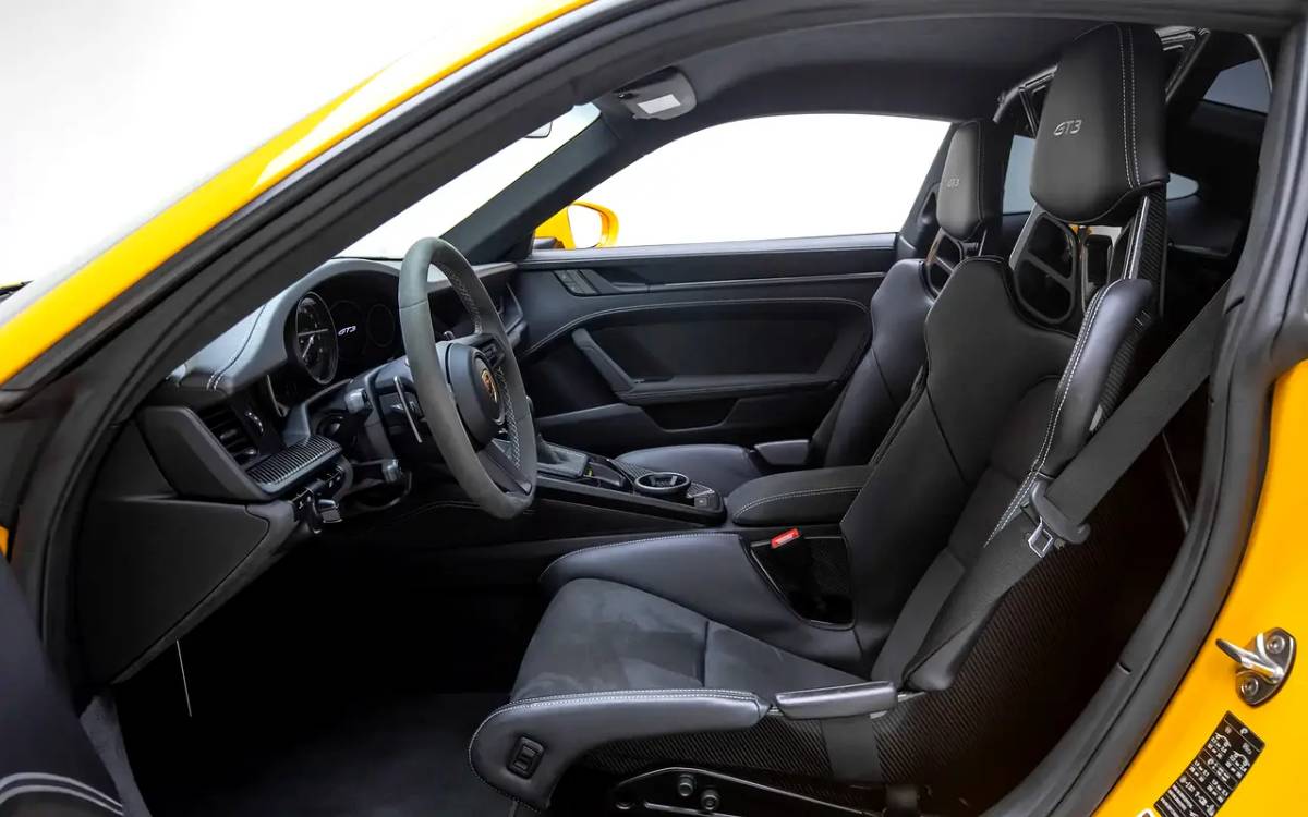 Porsche 911 GT3 photo 9