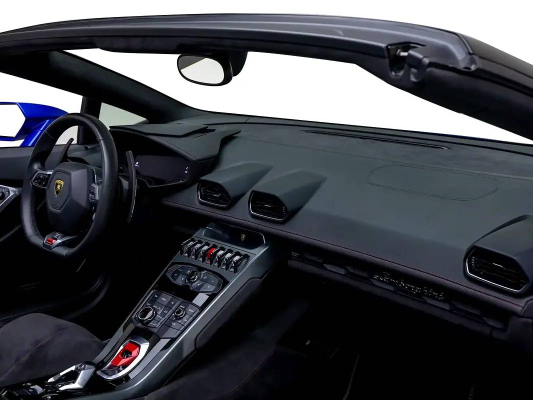 Lamborghini Huracan LP 580-2 Spyder photo 9