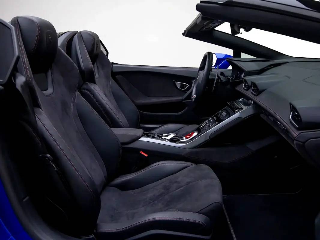 Lamborghini Huracan LP 580-2 Spyder photo 10