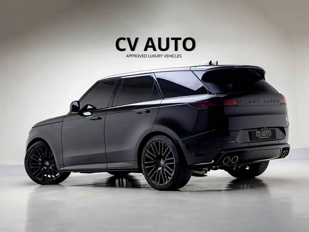 Land Rover Range Rover Sport SV photo 4