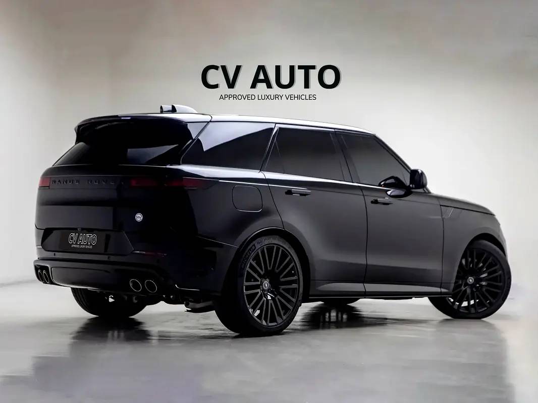 Land Rover Range Rover Sport SV photo 6