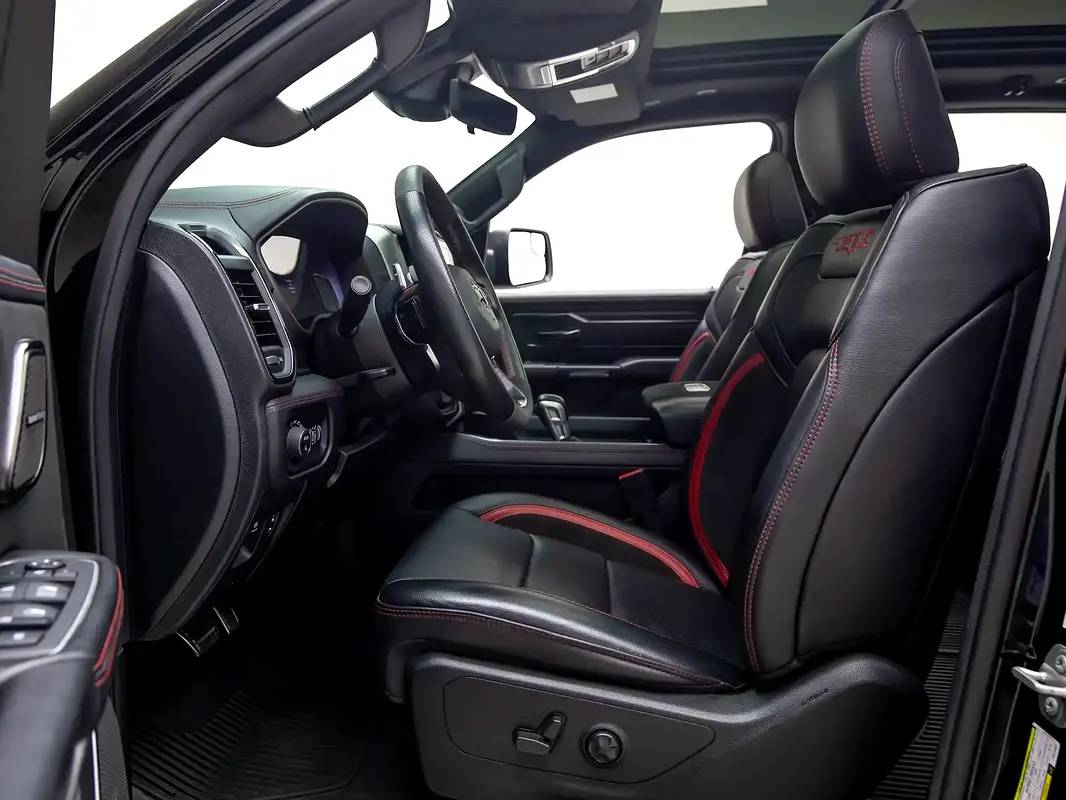 RAM 1500 TRX V8 photo 9