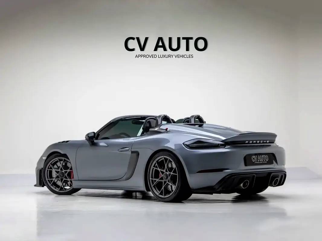 Porsche 718 Spyder RS photo 4