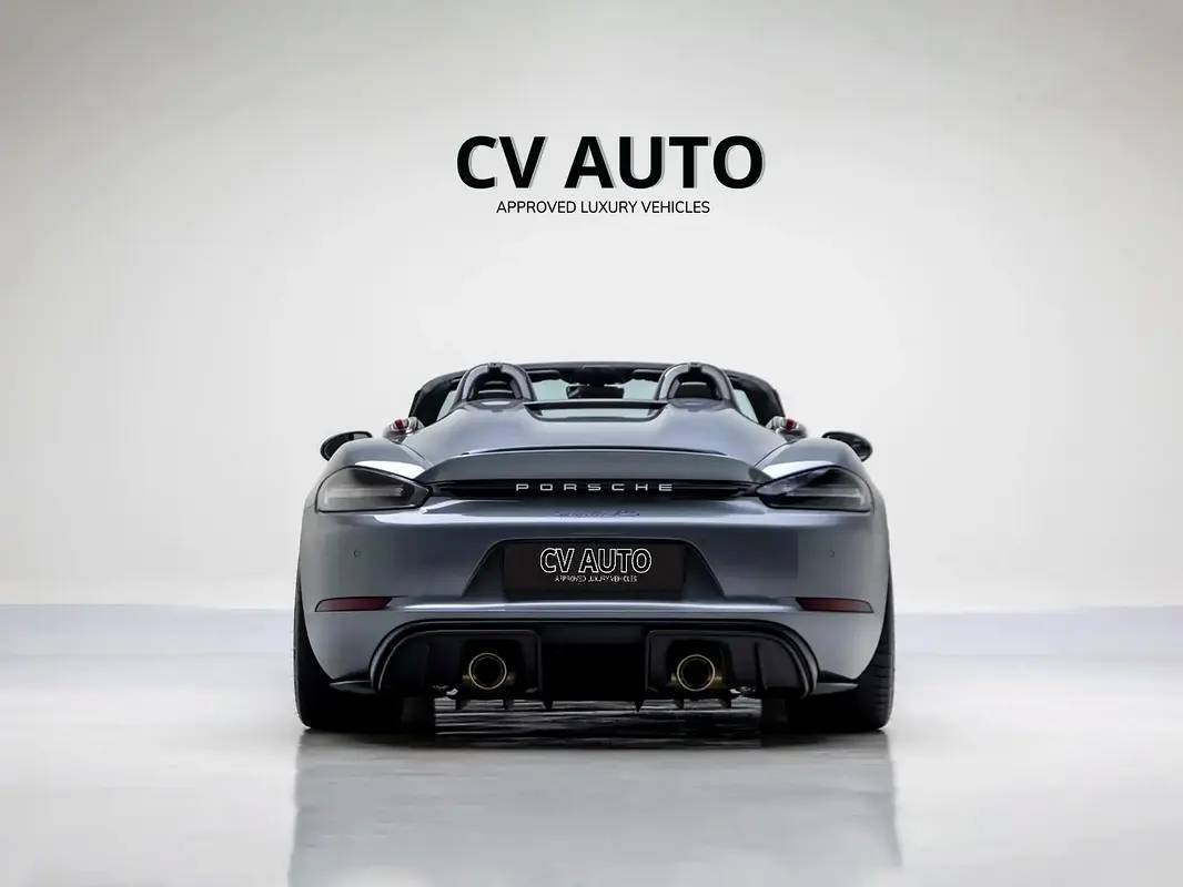Porsche 718 Spyder RS photo 5