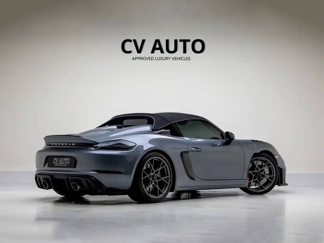 Porsche 718 Spyder RS photo 6