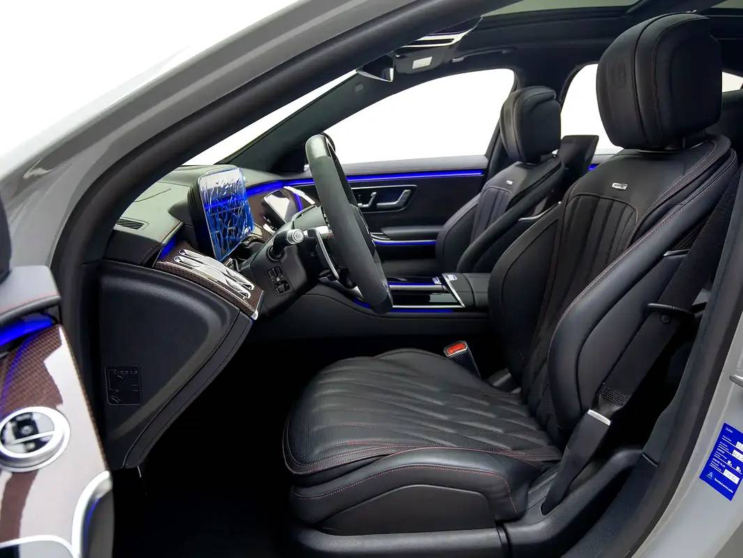 Mercedes-Benz S-Class S 63 AMG E Performance photo 9