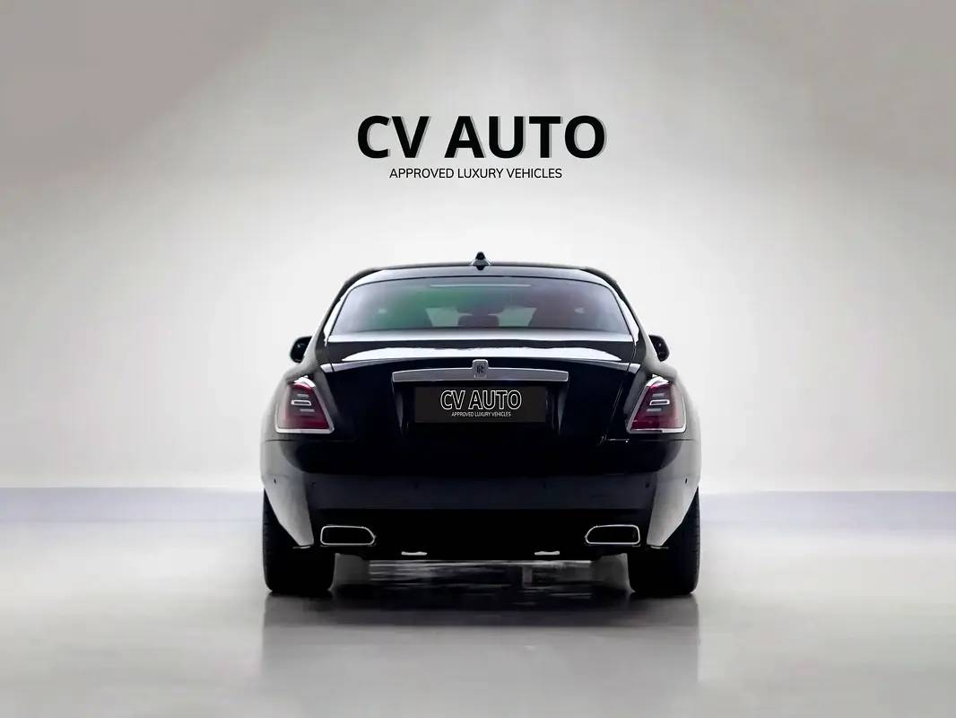 Rolls-Royce Ghost Standard photo 5