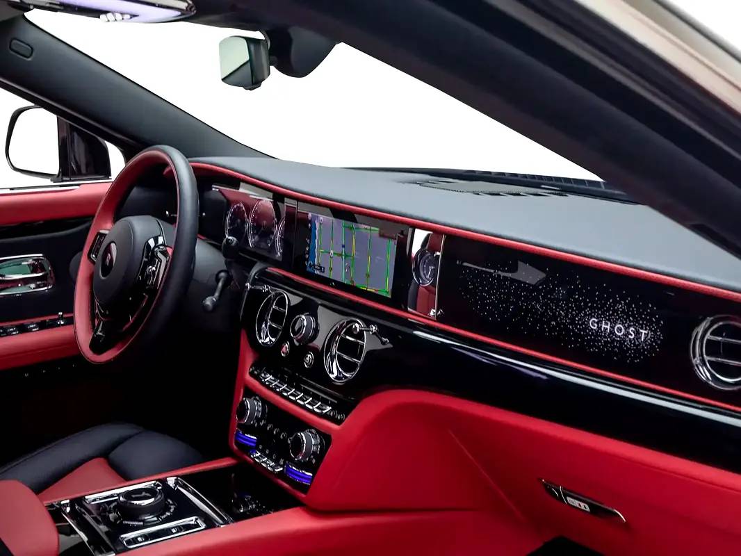 Rolls-Royce Ghost Standard photo 10