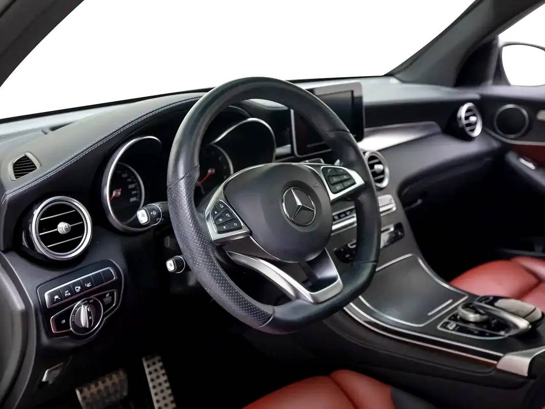 Mercedes-Benz GLC-Class GLC 250 4MATIC photo 8
