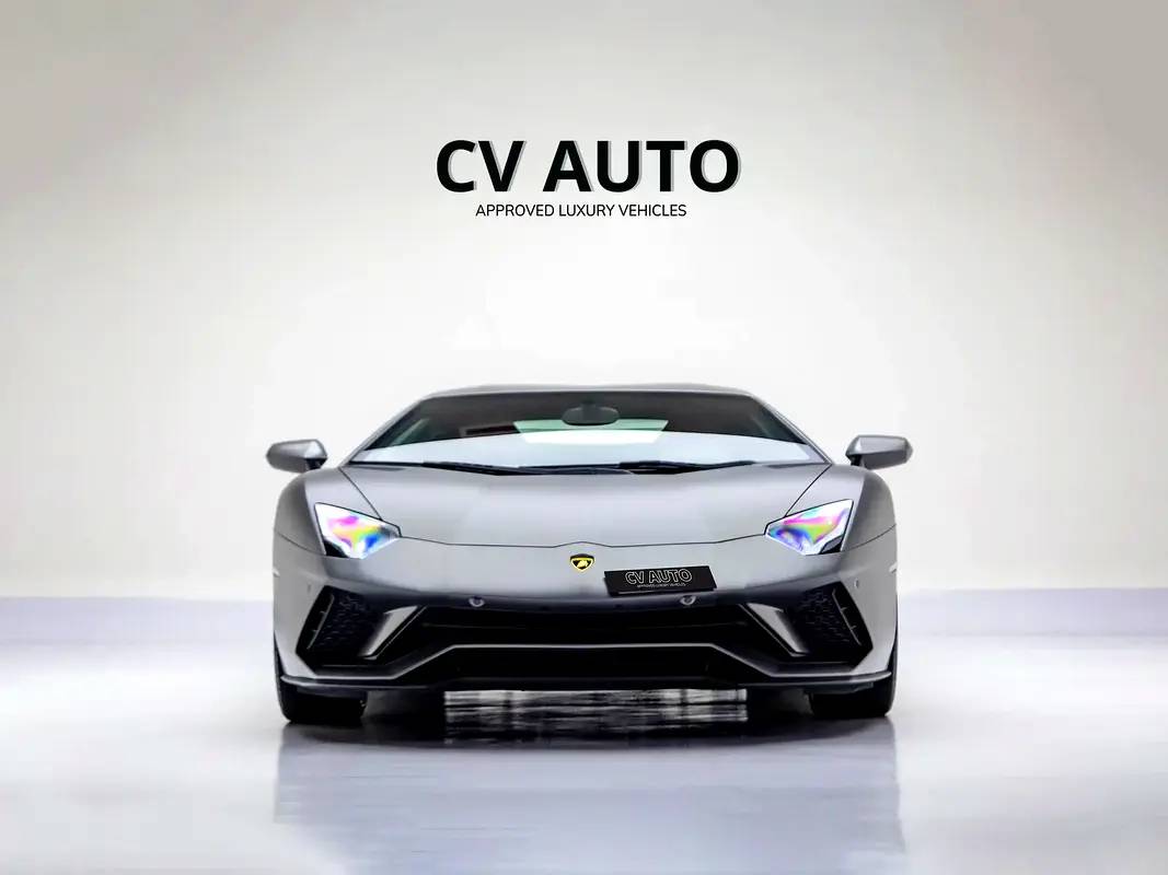 Lamborghini Aventador S Coupe photo 2