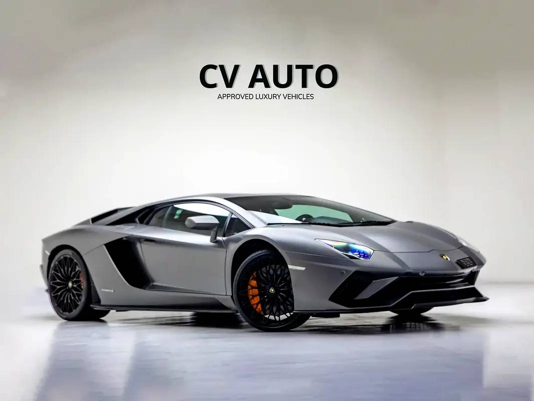 Lamborghini Aventador S Coupe photo 3