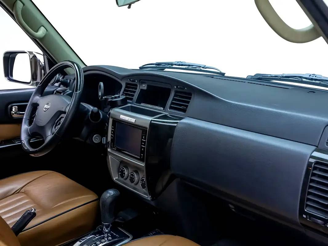 Nissan Patrol Safari Super Safari photo 10