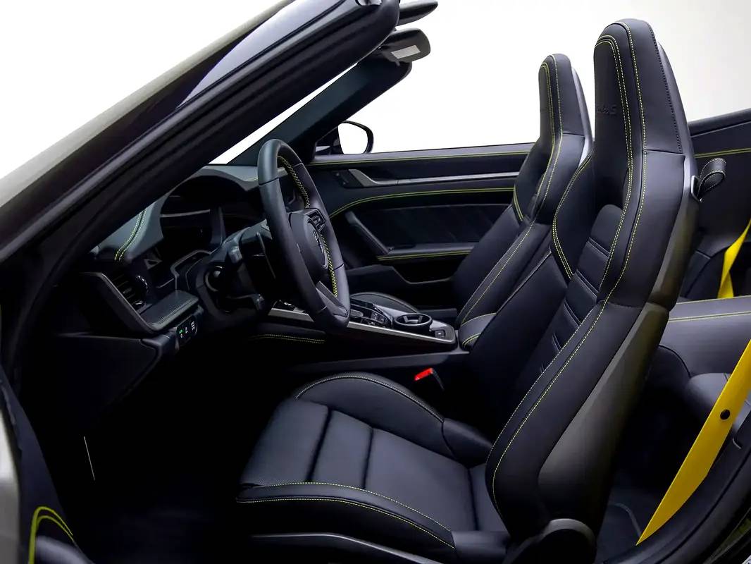 Porsche 911 Turbo S photo 9