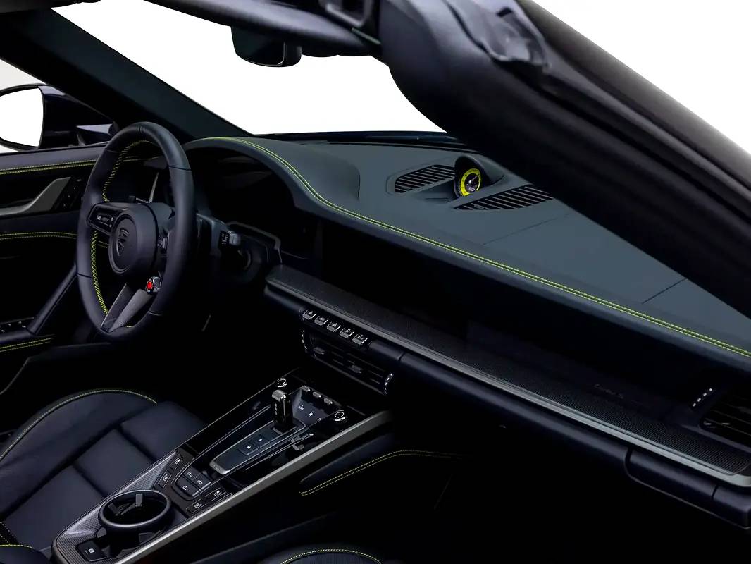 Porsche 911 Turbo S photo 10