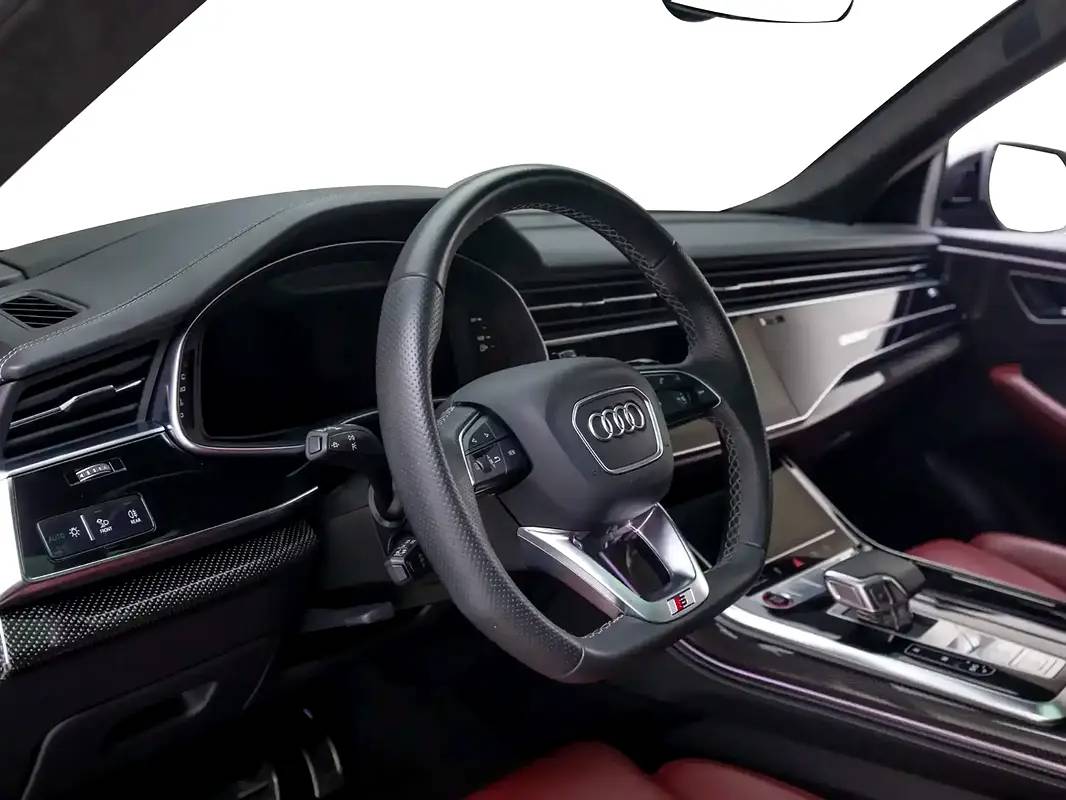 Audi SQ8 4.0 TFSI Quattro photo 8
