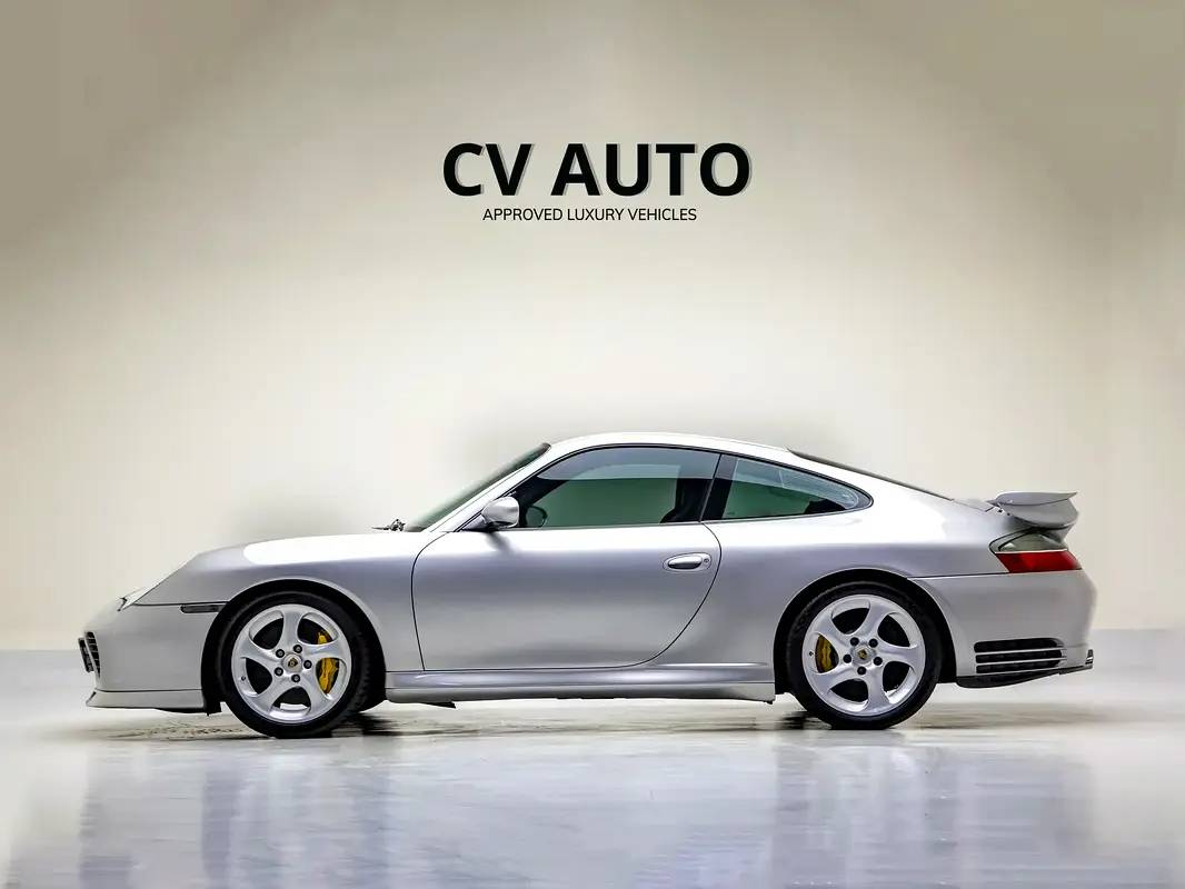 Porsche 911 Carrera 4S photo 7