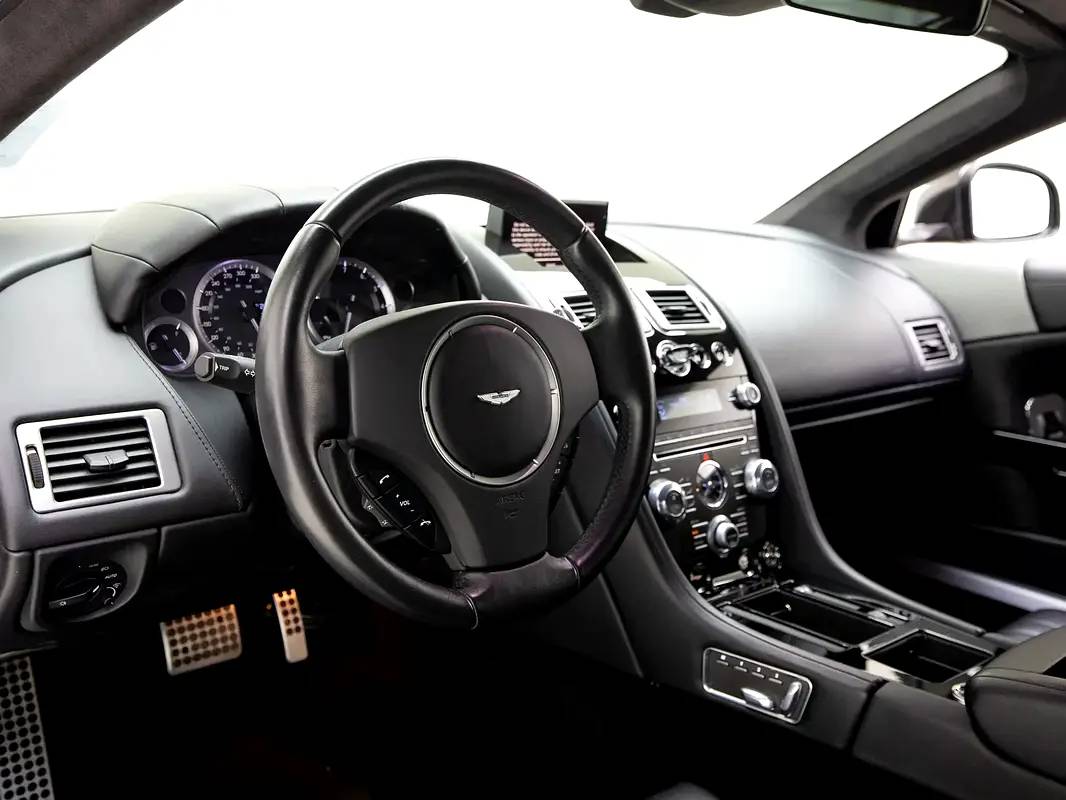 Aston Martin DB9 Other photo 8