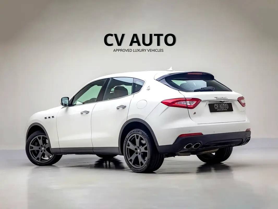 Maserati Levante S photo 4