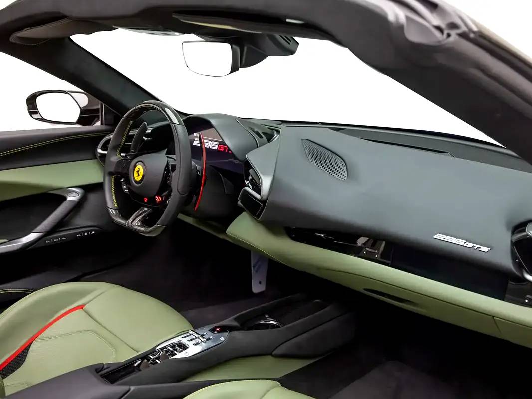 Ferrari 296 GTS Standard photo 10