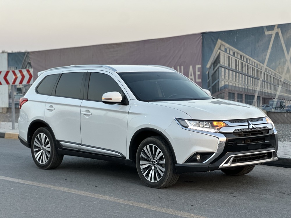Mitsubishi Outlander OUTLANDER 2022 2022 photo 3