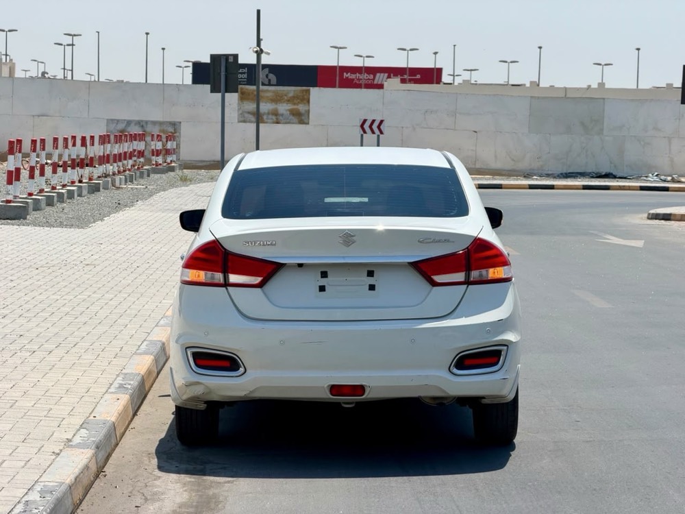 Suzuki Ciaz VERY GOOD COMDITION 2023 photo 6